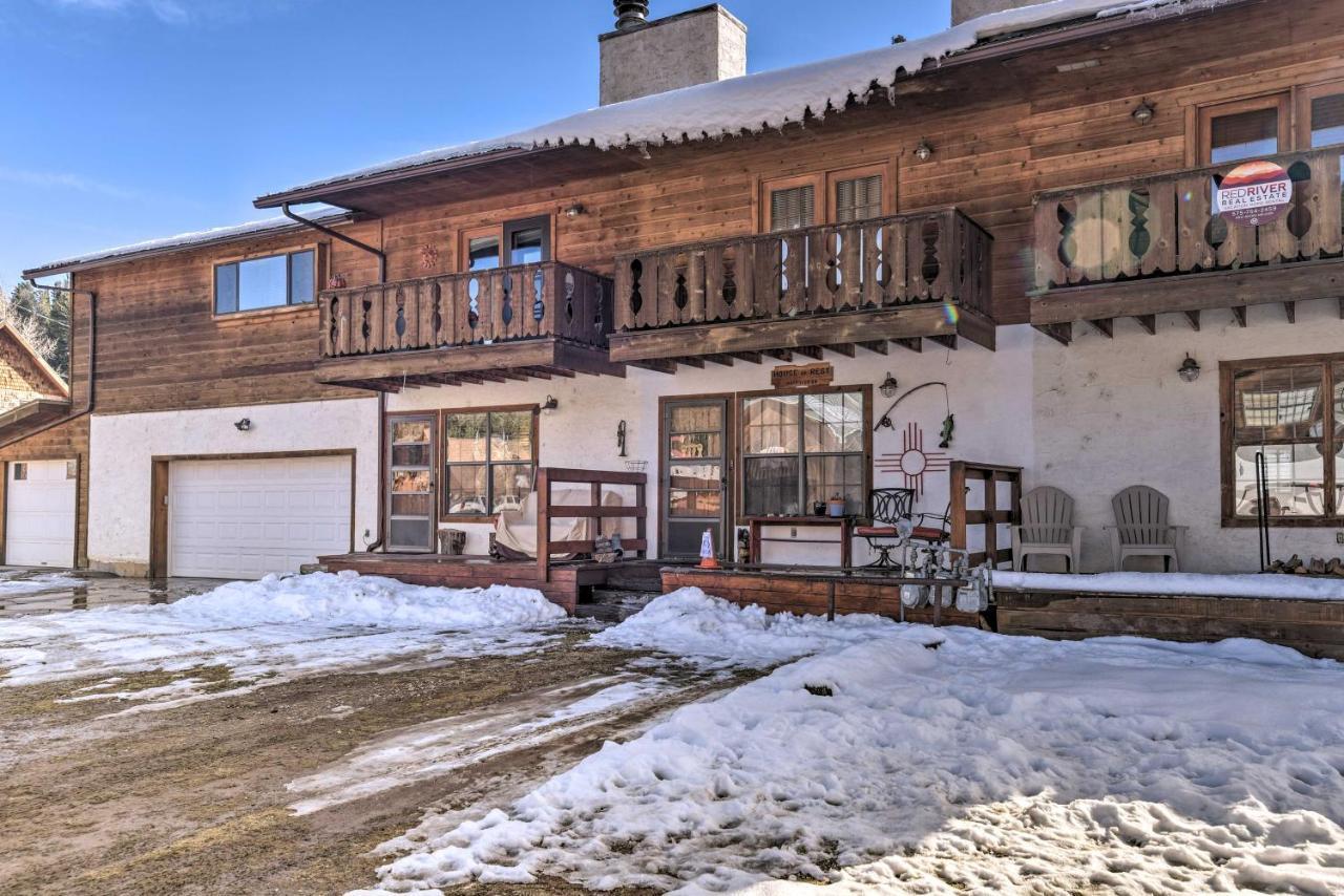 Downtown Red River Retreat With Mtn Views And Yard Kültér fotó