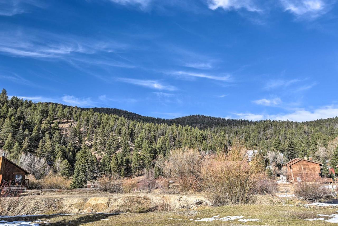 Downtown Red River Retreat With Mtn Views And Yard Kültér fotó